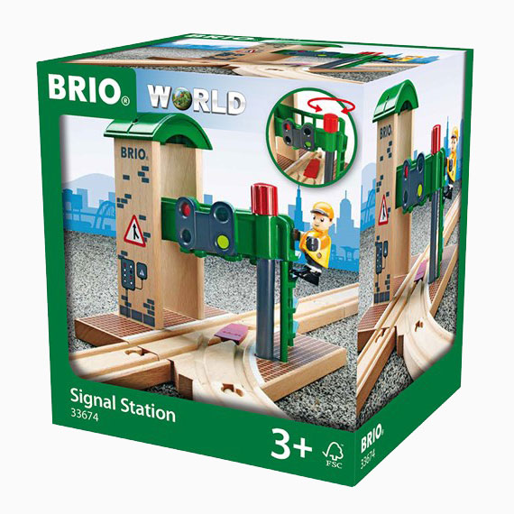 BRIO® Signal Station Wooden Railway 3+
