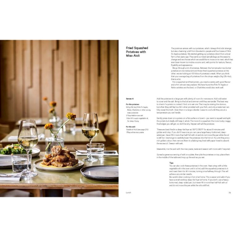 Service: One Day In A Restaurant &#8211; Hardback Book