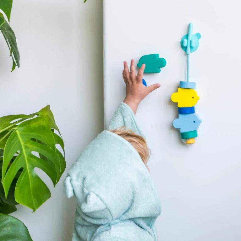 Beedi Fish Lacing Bath Toy 10m+