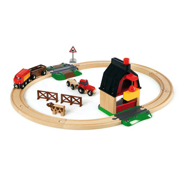 BRIO® Farm Railway Set Wooden Railway 3+