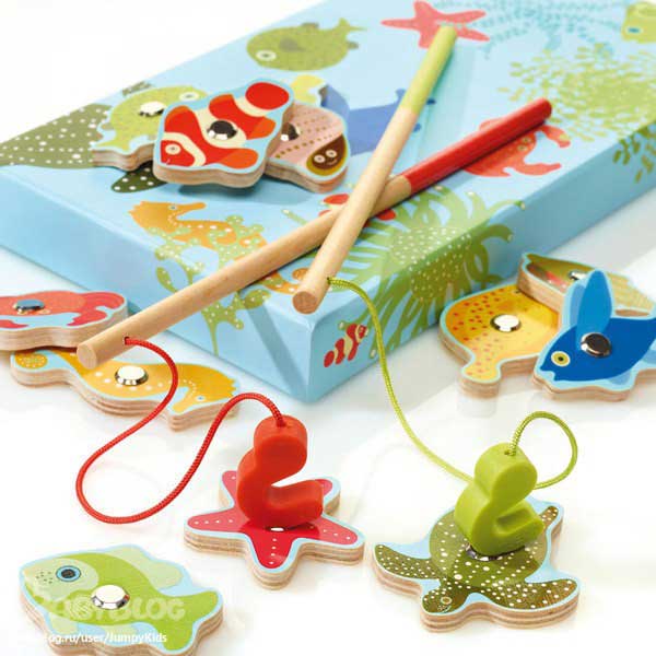 Tropical Magnetic Fishing Game by Djeco