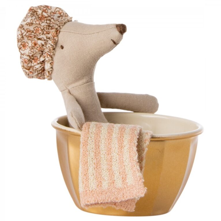 Big Sister Wellness Mouse Soft Toy By Maileg 3+