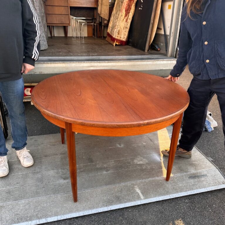 1960s G Plan Fresco Model 4385 Circular Extending Dining Table