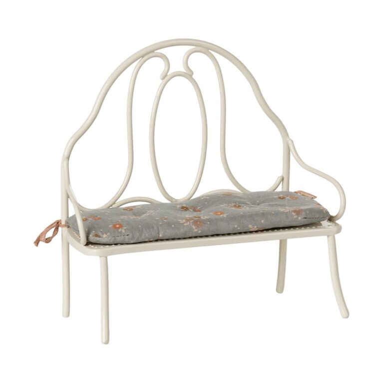 Minaiture Vintage Style Bench In Off White By Maileg 3+