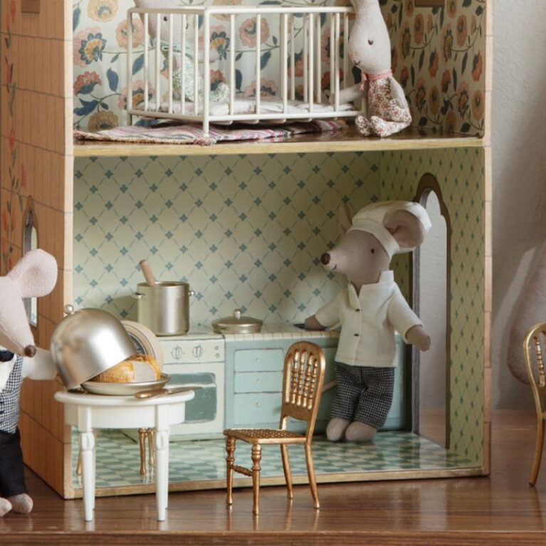 Chef Mouse With Soup Pot &#038; Spoon Soft Toy By Maileg 3+