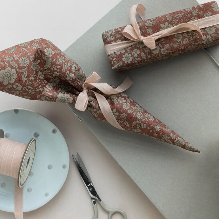 10M Roll Wrap &#8211; Blossom Red By Maileg