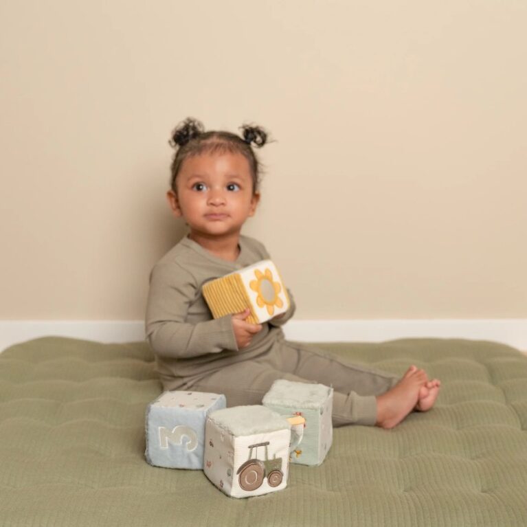 Little Farm &#8211; Set Of 4 Soft Cubes By Little Dutch 0+