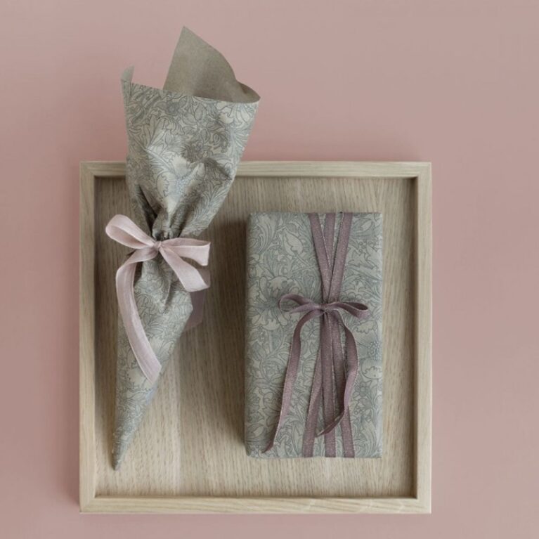 25m Roll Of Ribbon In Dusty Grape/Gold By Maileg