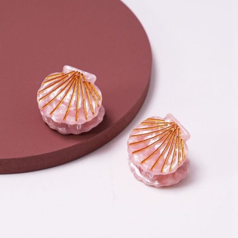 Coral Shell &#8211; Pair Of Claw Hair Clips