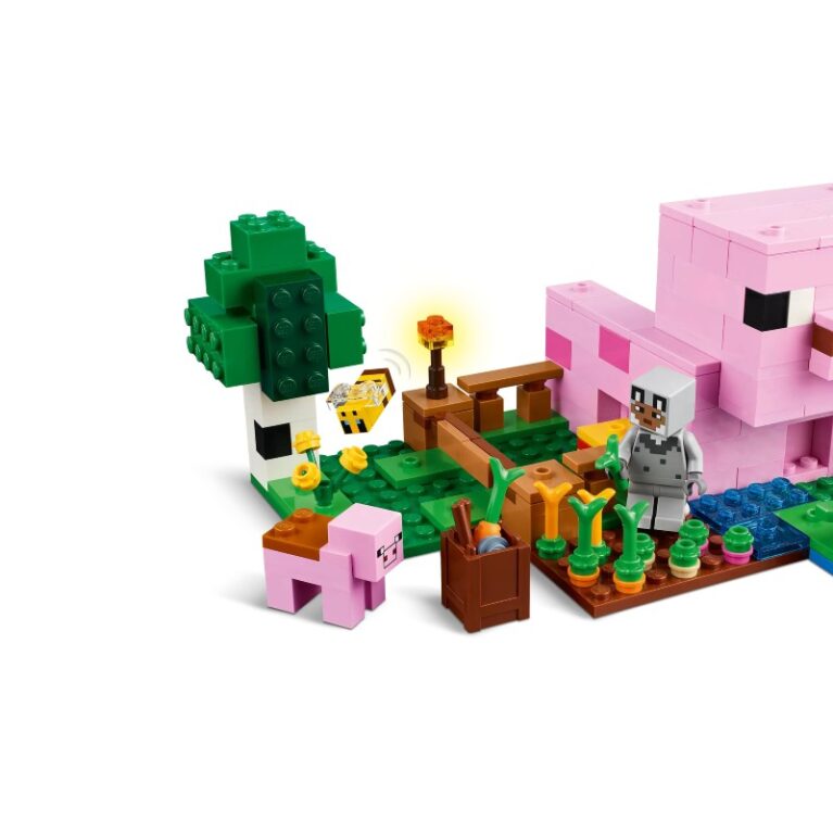 LEGO Minecraft The Baby Pig House 21268 7+